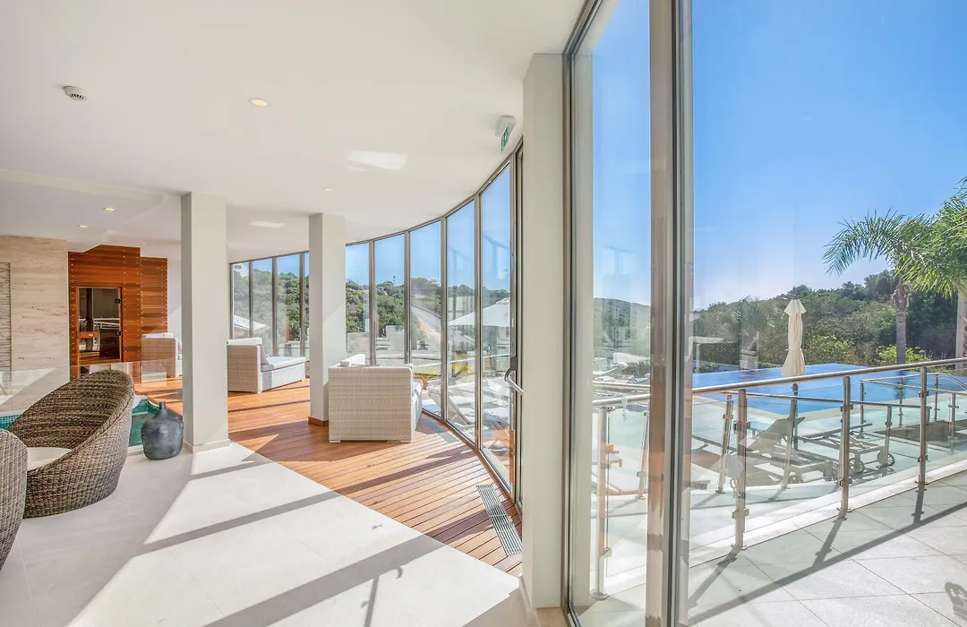 Caneiros Luxury House & Suites-1